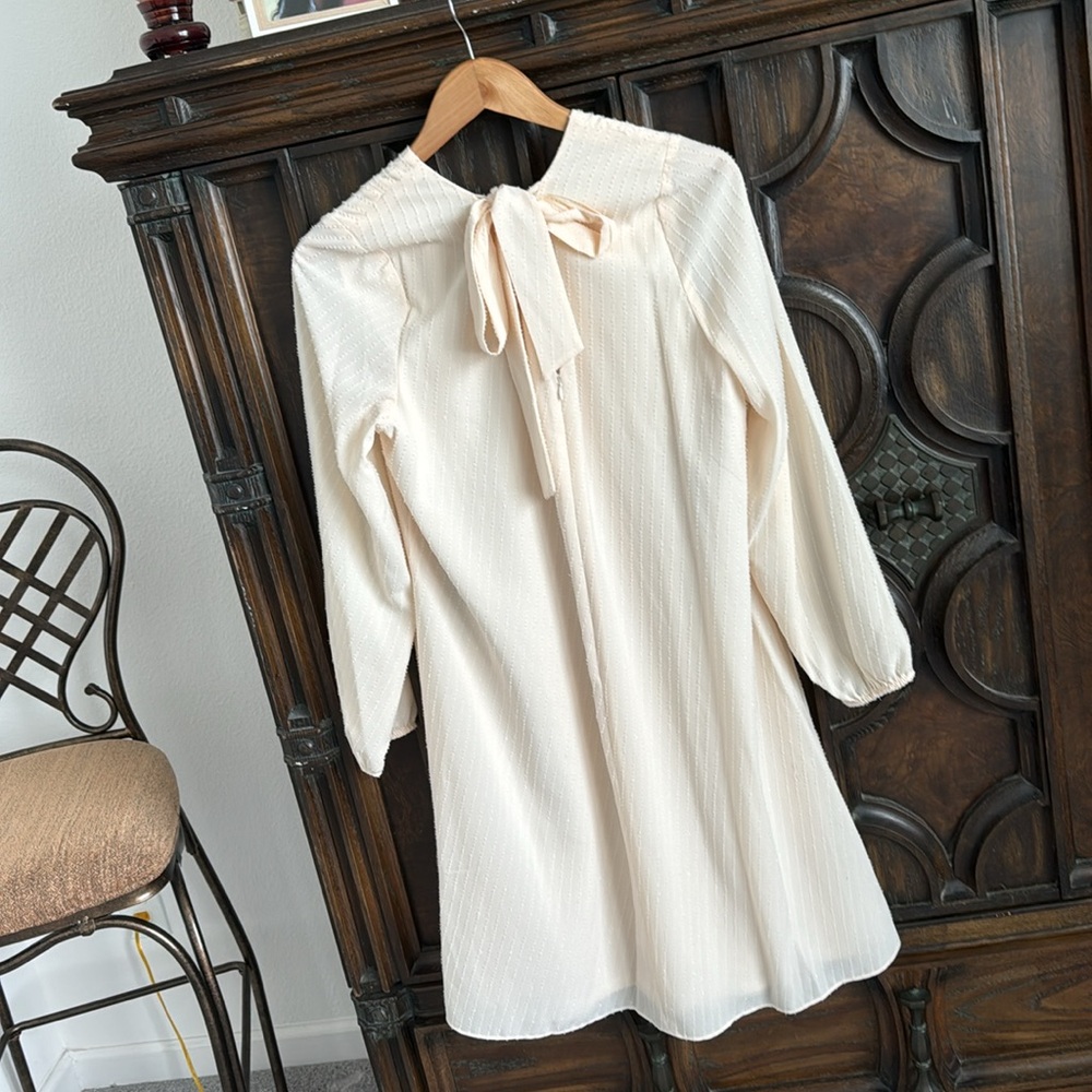 INC crème dress size L NWOT with bow. - Picture 9 of 11
